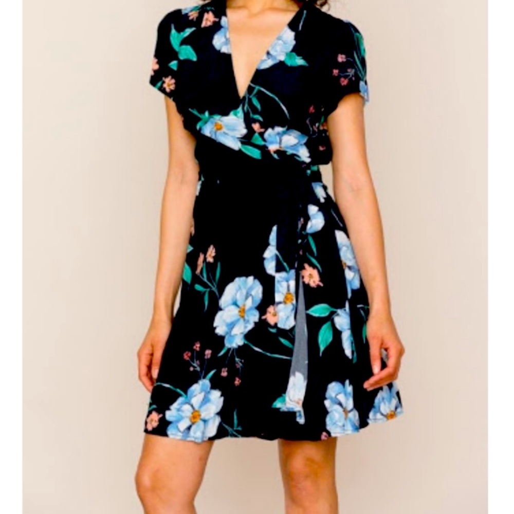 Yumi Kim Floral Wrap Dress - Like New